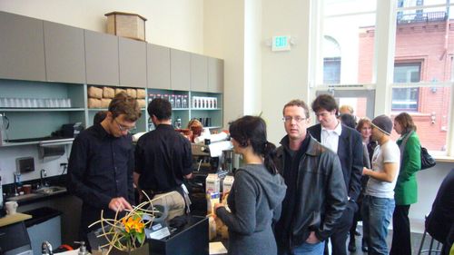 Cafeaua, motiv de frustrare în rândul fanilor prezenți la Australian Open / „Mi-a luat o zi și jumătate și câțiva kilometri de mers pe terenuri ca să găsesc o cafea”