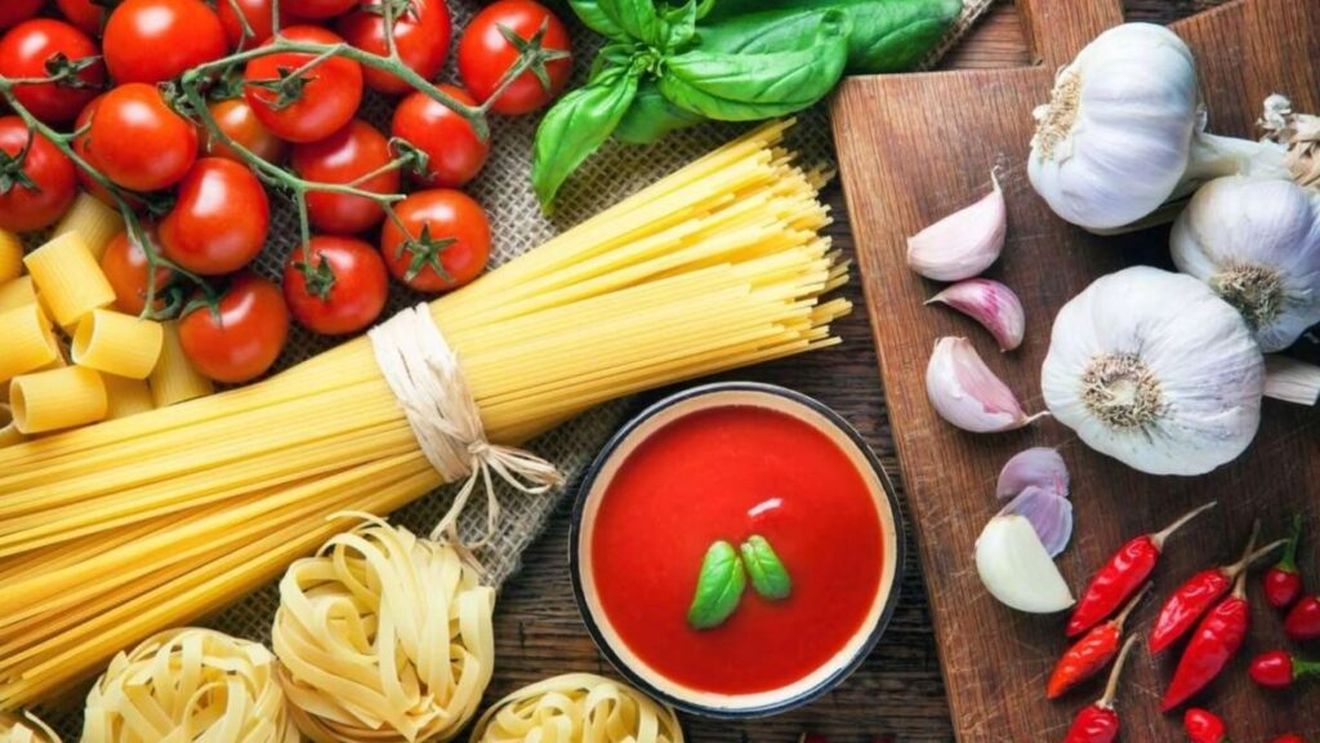 POLITICO: Cum a devenit bucătăria italiană un instrument politic pentru dreapta de la Roma / De la patrimoniu UNESCO la gastronaționalism