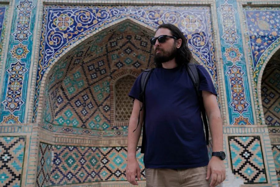 uzbekistan-bucatarie-uzbeca-drumul-matasii-stamp-on-the-passport-roxana-grigorescu-costin-nicolae-plov-non-shashlik-somsa-lagman-gastronomie-internationala-calatorii-culinare-asia-centrala-samarkand-bukhara-taskent-street-food-traditii-culinare-destinatii-gastronomice-turism-gastronomic