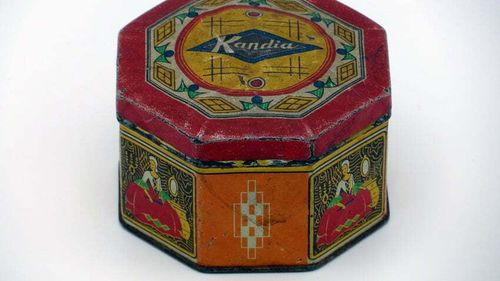 FOTO| Povestea ciocolatei Kandia, simbolul copilăriei pentru generații de timișoreni / „Pe vremuri, ciocolata nu se găsea la casă, lângă gumă și napolitane. Era păstrată în bufet, între mileul cu păuni și ceștile cu aur pe margine”