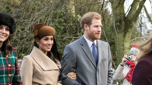 Meghan Markle, criticată pentru noul show culinar de pe Netflix: „Lumea este în flăcări, dar ea ne învață cum să facem gogoşi gourmet şi aranjamente florale rafinate”