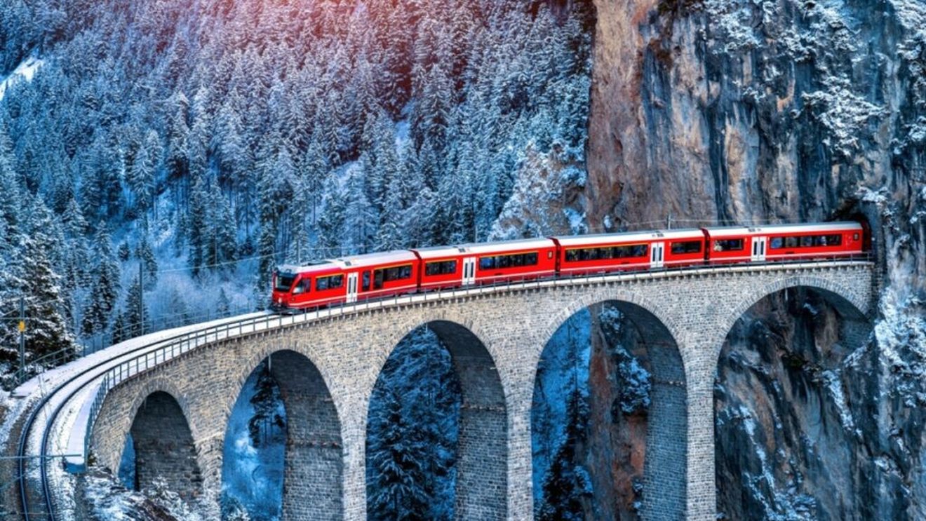Îți plac experiențele culinare și ai timp să călătorești? Iată rutele feroviare cele mai interesante din Europa