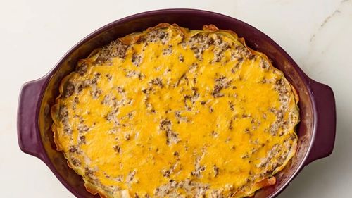 Preparatul „comfort food” care adună toată familia la masă / Seamănă cu o musaca, dar e mai gustos și mai rafinat