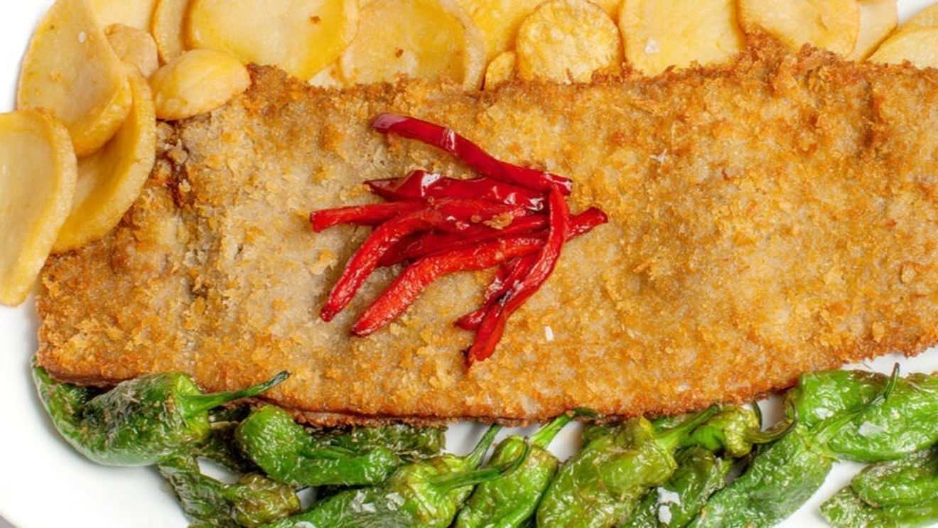 Rețetele Juanitei | Șnițel asturian, un concurent puternic pentru preparatul clasic austriac/ Cachopo, preparat în această regiune din Spania este vedeta oricărui restaurant de aici