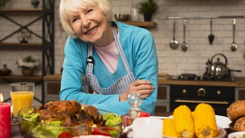 Ce să mănânci, în funcție de vârstă/Pe măsură ce îmbătrânim, nevoile noastre nutriționale se schimbă