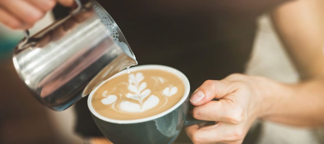 Cum se transformă o afacere din Horeca prin trecerea la o cafea de calitate. Patru pași care schimbă tot