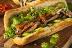 Secretul pentru a obține un sandviș cu brânză la grătar perfect de fiecare dată, potrivit unui chef / „Cheia perfecțiunii este ca pâinea să ajungă la o culoare aurie exact în momentul în care brânza se topește”