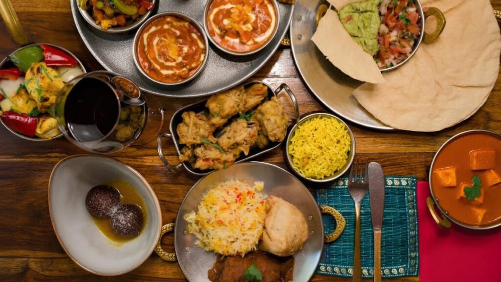 VIDEO | Ce este Dussehra, una dintre cele mai mari sărbători hinduse/ Se sărbătorește pe 2 octombrie, iar credincioșii consumă aceste 9 preparate tradiționale pentru a avea noroc, sănătate și prosperitate în următorul an