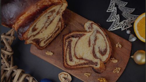 Cozonacul, între desert „ușor” și bombă calorică / Ce a scos la iveală analiza a 446 de rețete de cozonac din România