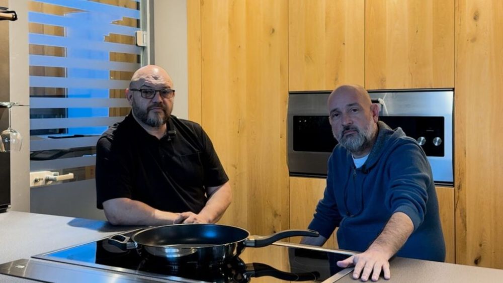 VIDEO | Brutarul Daniel Ion propune legiferarea producției alimentare artizanale: „La nivel de marketing, se folosește foarte mult maiaua. Există maia sălbatică sau maia vie. De parcă ar putea fi moartă. E nevoie de reguli”