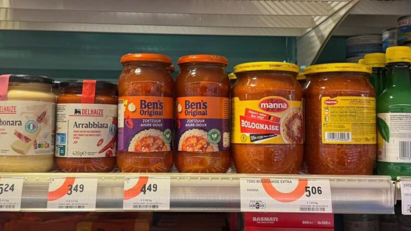 Ministrul italian al agriculturii a cerut o anchetă în legătură cu produsele alimentare vândute într-un supermarket din interiorul clădirii Parlamentului European, din cauza prezenței produselor cu „Italian sounding”