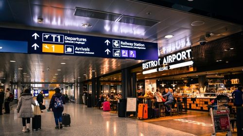 Aeroportul Internaţional „Avram Iancu” din Cluj elimină restricţiile de volum pentru recipientele cu lichide din bagajele de mână