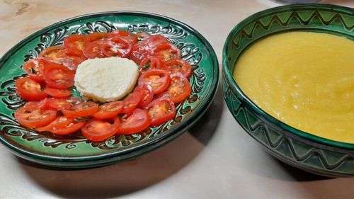 ABC în bucătărie/ Cum să faci mămăligă fără să o amesteci non-stop/ Nu face cocoloașe, nu se lipește