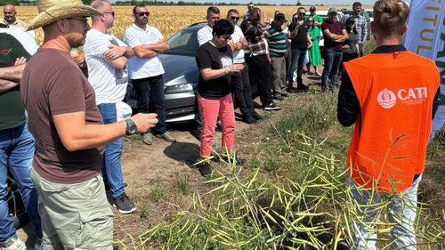 „Caravana profitului” a pornit astăzi. Tinerii antreprenori agricoli învață  cum să-și maximizeze profitabilitatea