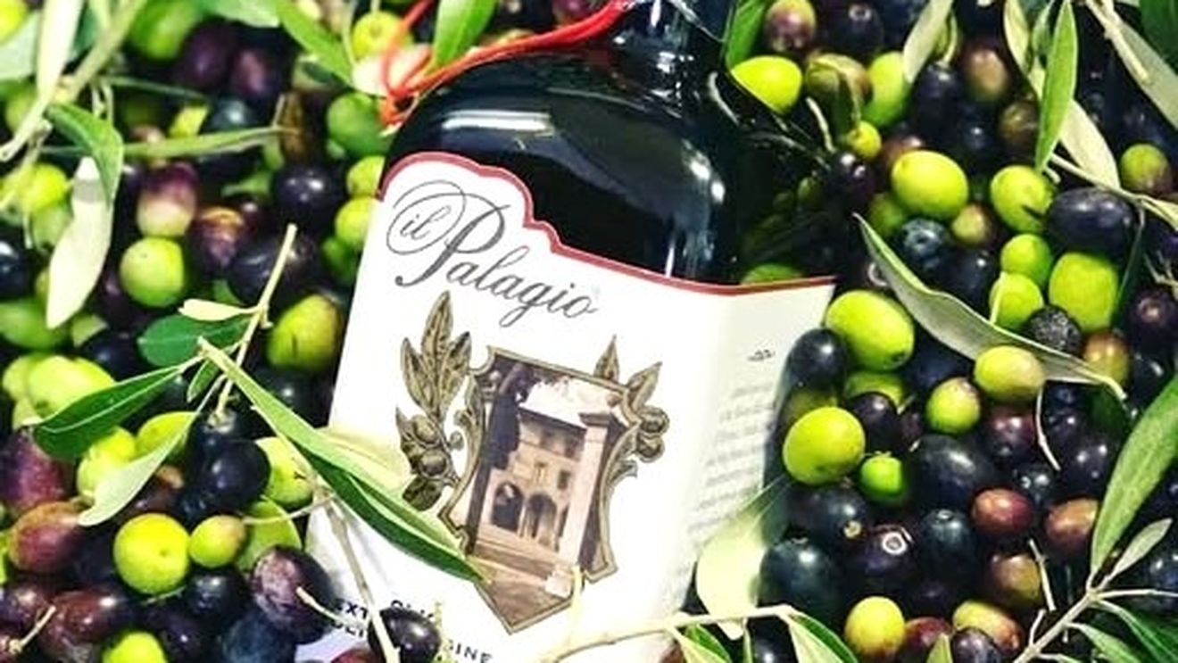 Sting și soția sa, în ipostaza de fermieri, anunță că uleiul de măsline pe care îl produc pe proprietatea din Toscana a obținut un premiu important