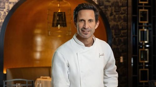 Un celebru chef bucătar, distins cu stele Michelin, lucrează la o enciclopedie gastronomică cu ajutorul inteligenței artificiale: „Cred că AI-ul va schimba nu doar gastronomia și industria alimentară – va schimba umanitatea”