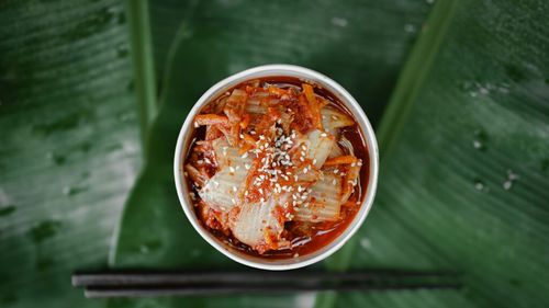 Iaurt, kefir, kimchi și kombucha / Ce au observat oamenii de știință la persoanele care consumă frecvent alimente fermentate